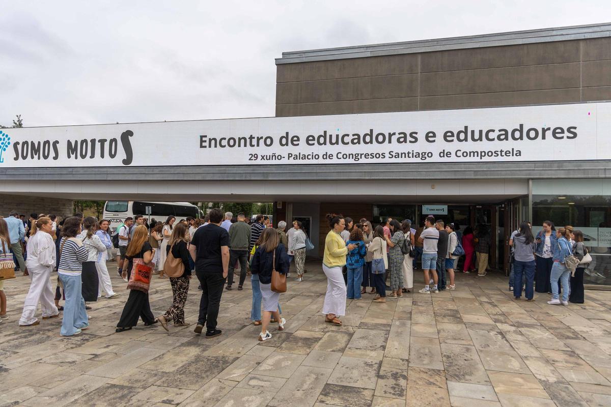 Encontro de educadores e educadoras no palacio de congresos: Encontro de educadores e educadoras no palacio de congresos: