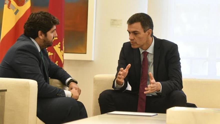 Fernando López Miras y Pedro Sánchez.