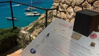 La reserva marina de la Bahía de Palma se convierte en una ‘party zone’: Barcos turísticos y música a todo volumen llenan el área natural protegida