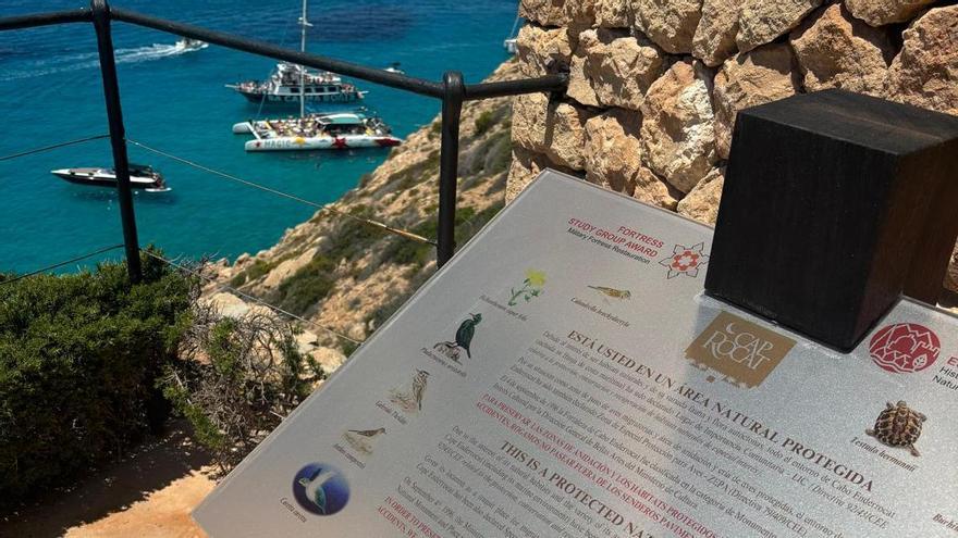 La reserva marina de la Bahía de Palma se convierte en una ‘party zone’: Barcos turísticos y música a todo volumen llenan el área natural protegida