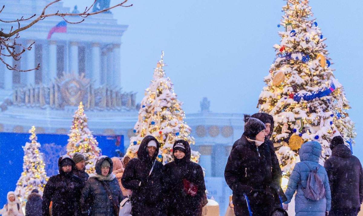 Moscú vive la mayor nevada en 150 años