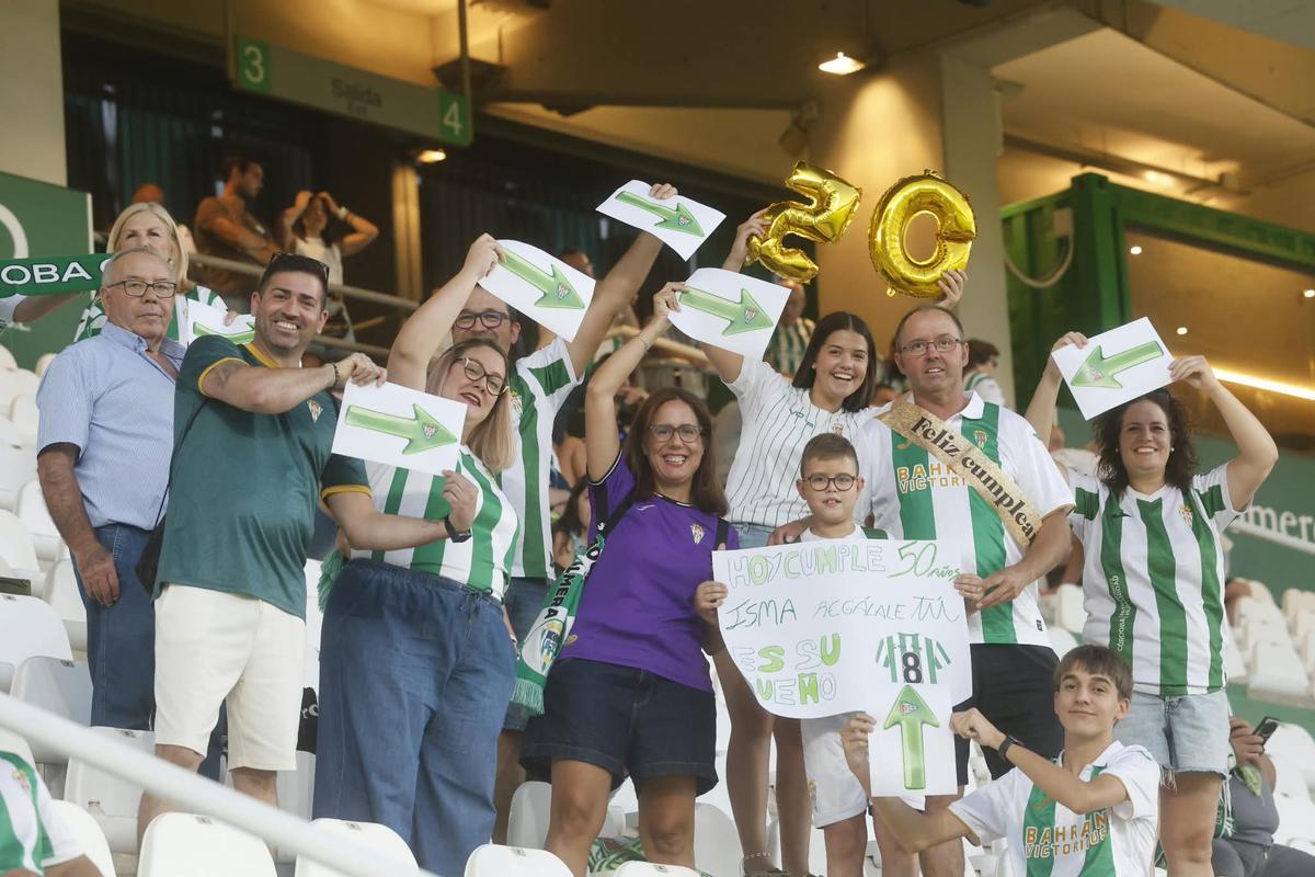 Córdoba CF-Granada | Las imágenes de la afición en El Arcángel