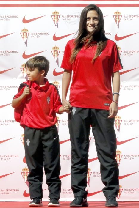 Presentación de la nueva equipación del Sporting para la temporada 2016/2017