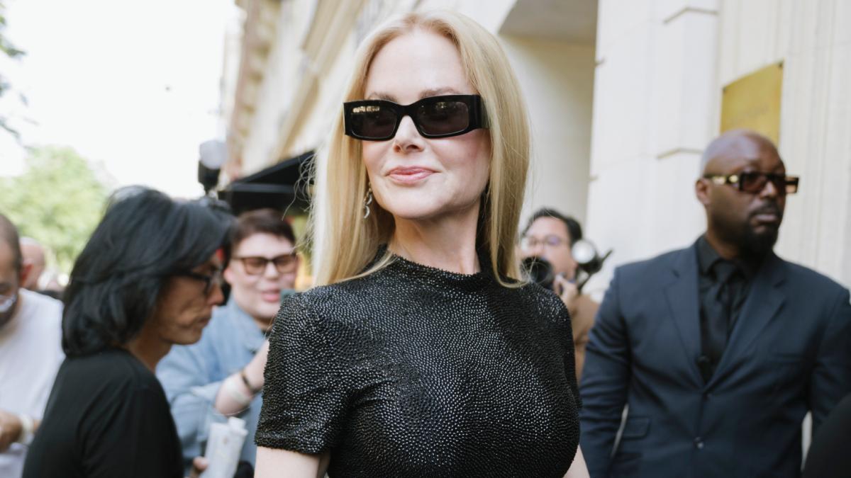 Nicole Kidman acude con una de sus hijas al desfile de Balenciaga de Alta Costura