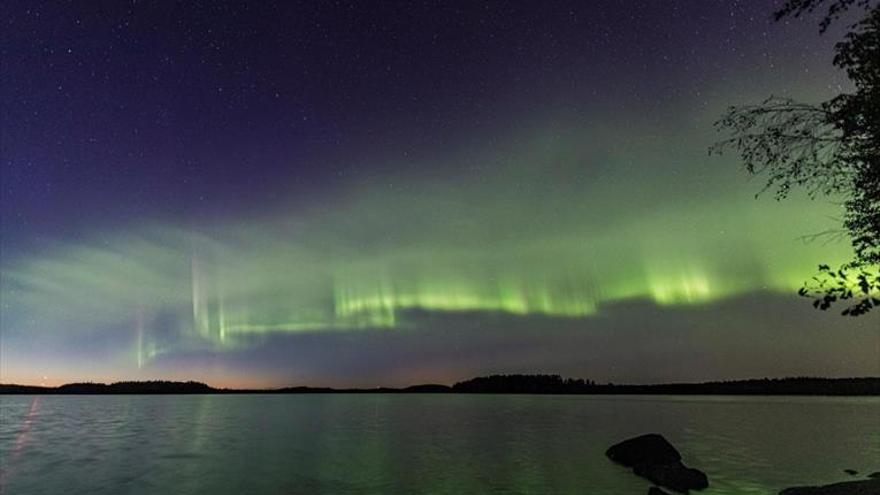 Descubierto un tipo de aurora boreal con forma de duna