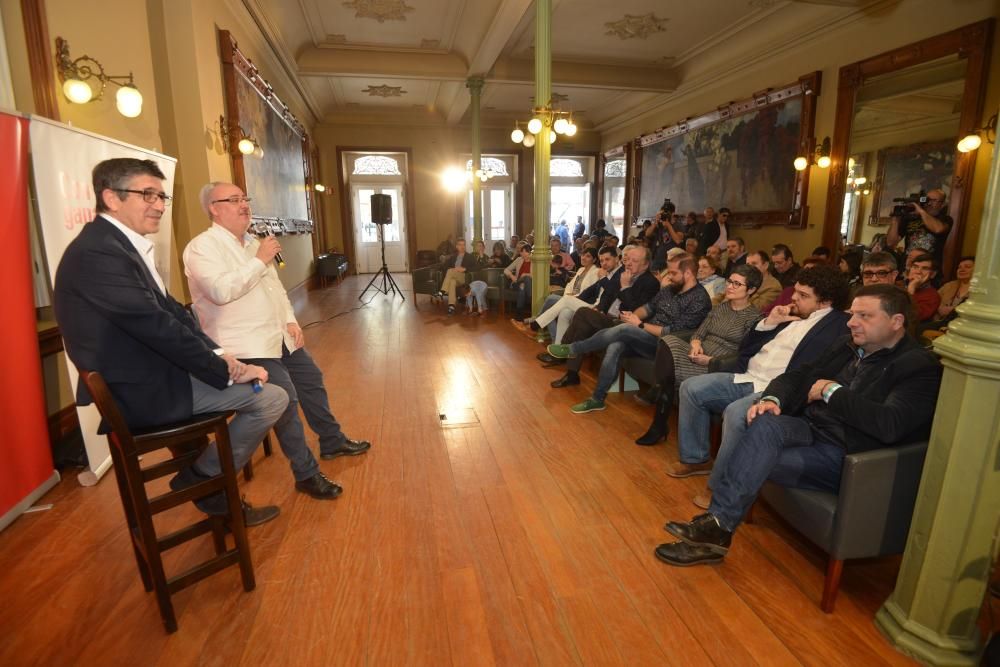 Patxi López con la militancia en Pontevedra