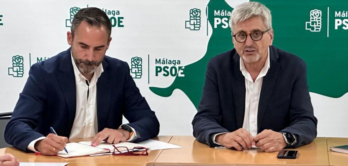 Dani Pérez y Josele Aguilar, esta semana en una reunión del PSOE. | L. O.