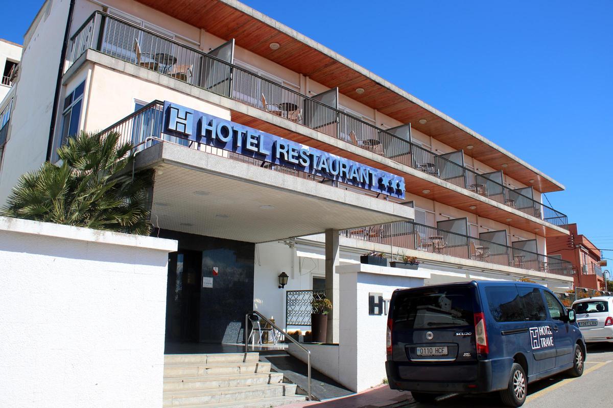 L'entrada de l'hotel Travé de Figueres