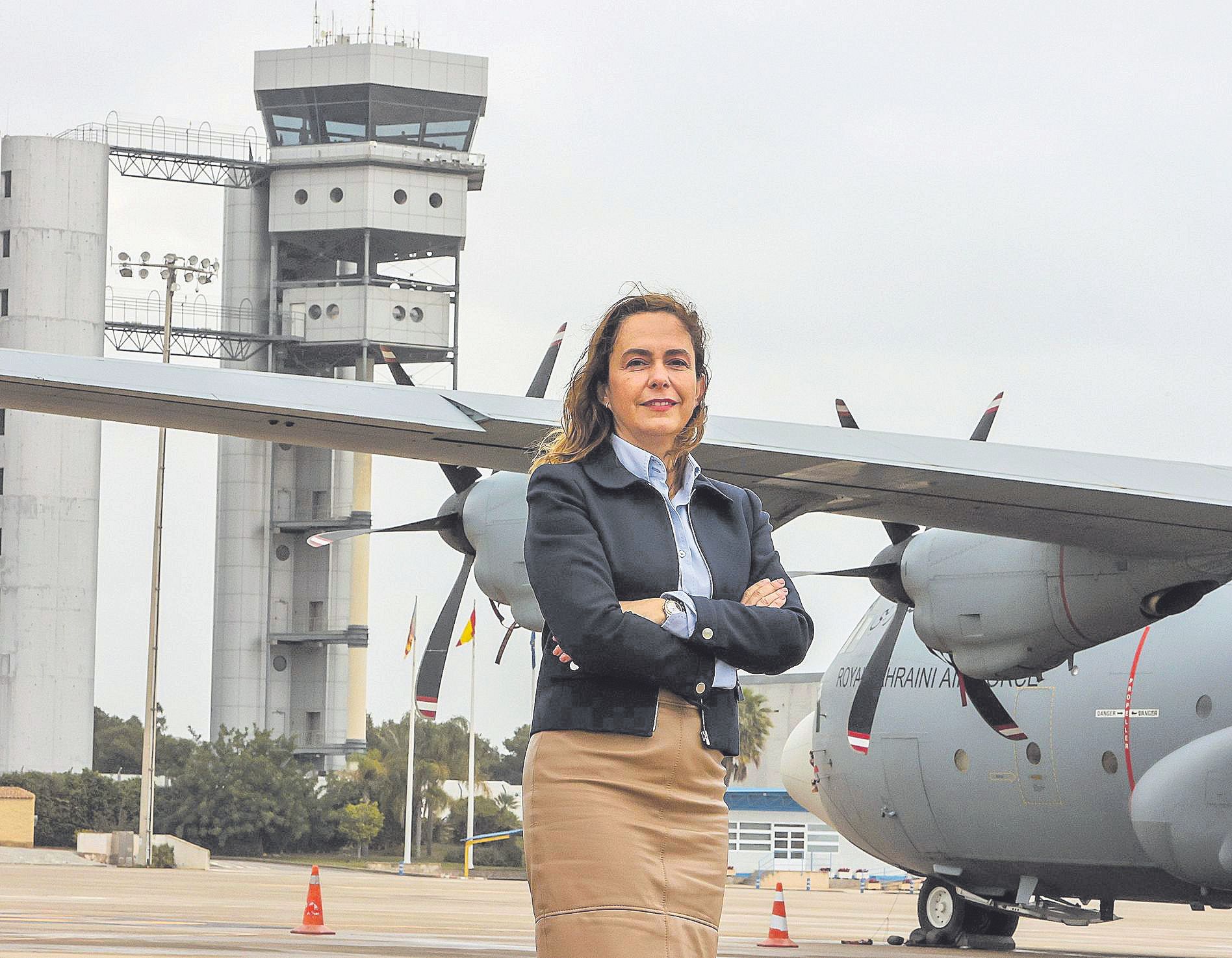 Laura Navarro, directora del aeropuerto de Alicante-Elche