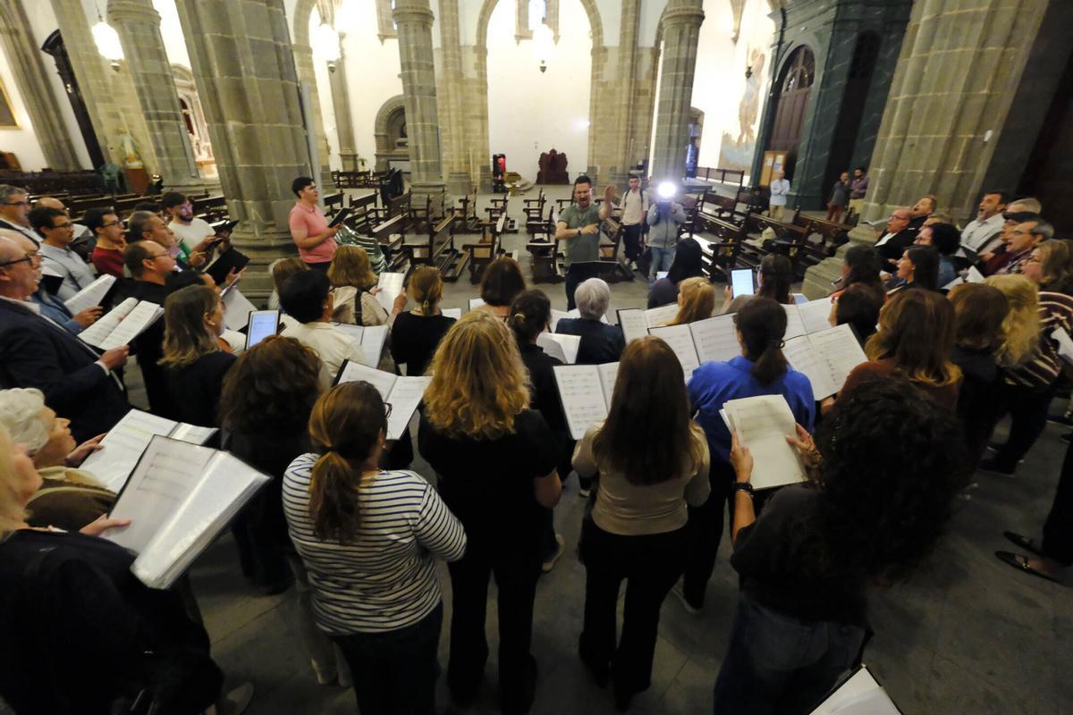 Ensayo del Coro que cantará a León XIV en la Catedral de Santa Ana Ensayo del Coro que cantará a León XIV en la Catedral de Santa Ana