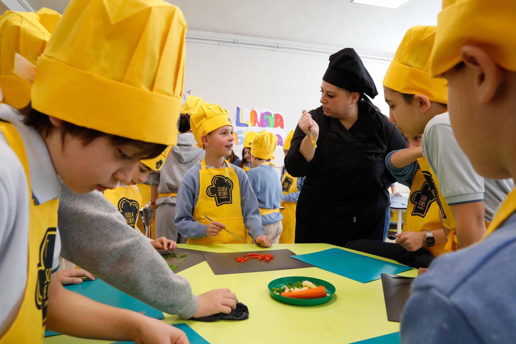 EN IMÁGENES: Cocina menuda en el San Fernando: así se han convertido los alumnos en auténticos "Master Chefs"