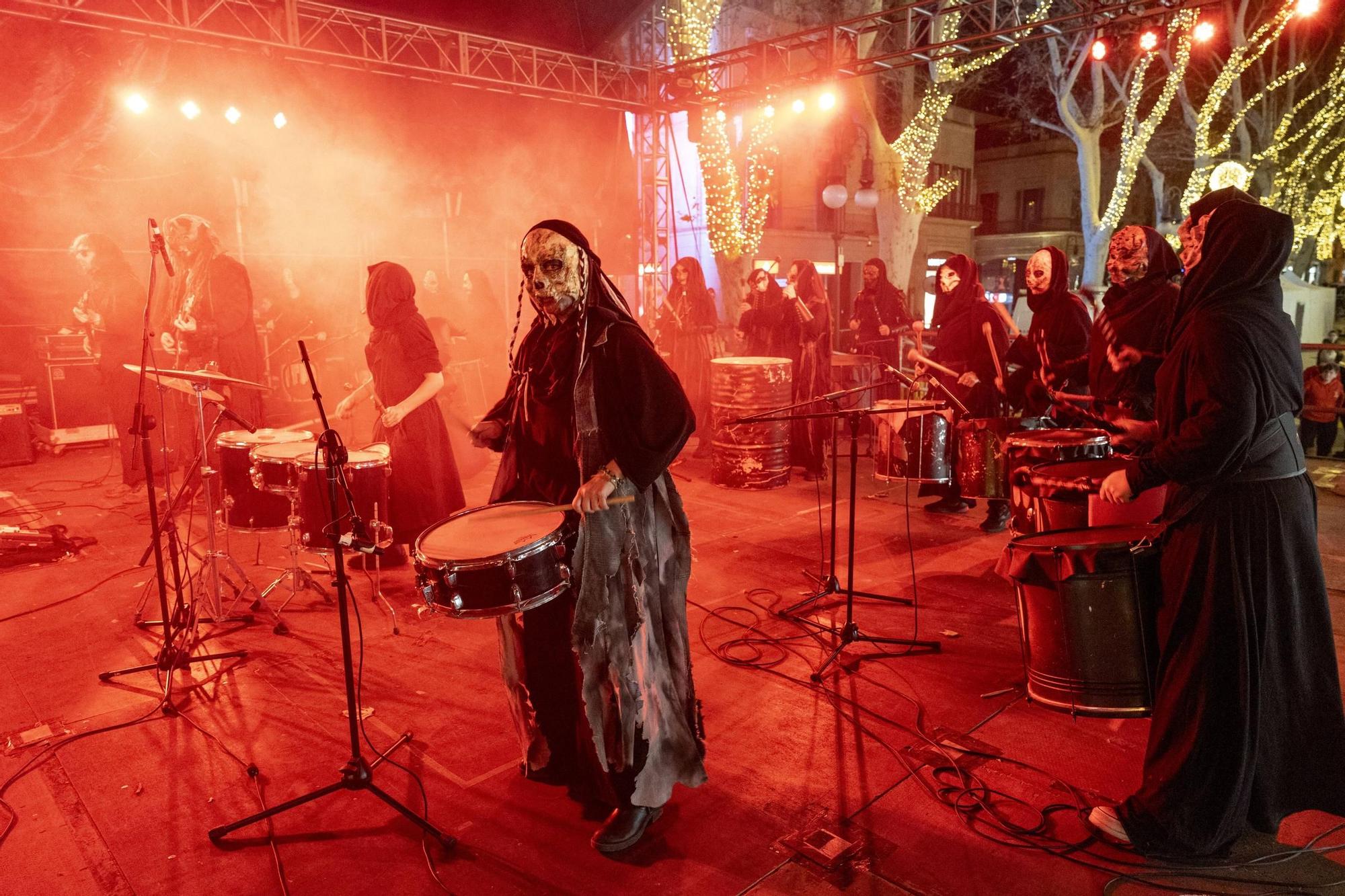 Höllenspektakel zum Abschluss des Stadtfestes von Palma auf Mallorca