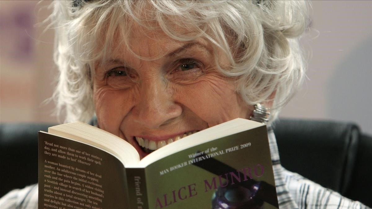 La escritora canadiense Alice Munro. 