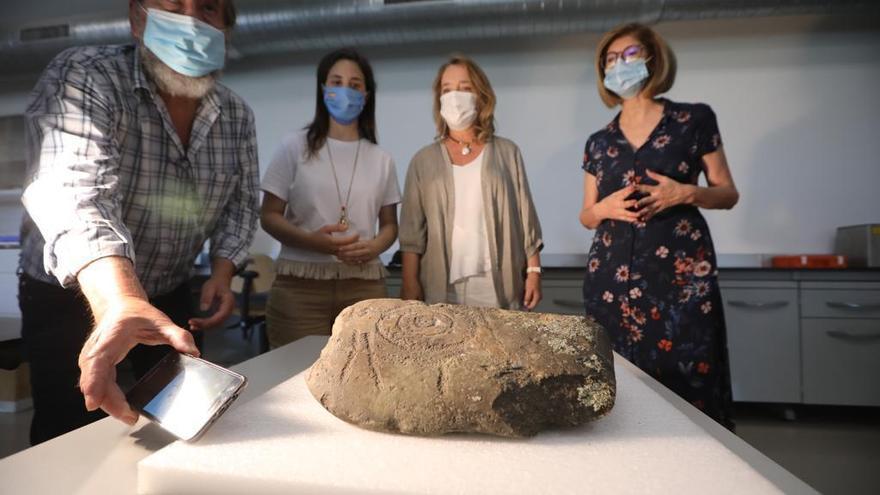 El Arqueológico expone una &#039;estela de guerrero&#039; de la Edad de Bronce hallada por un pastor en Belalcázar