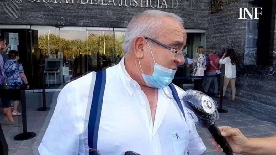 Fenoll rompe a llorar tras conocer la sentencia que le absuelve del caso Brugal