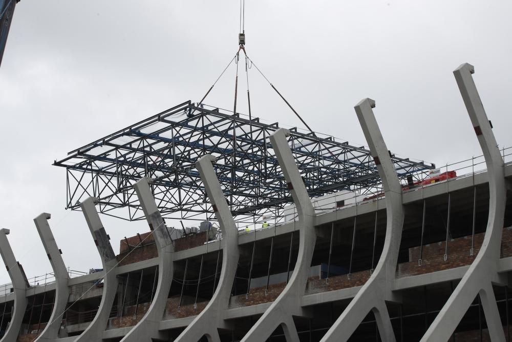 Despliegan la estructura que soportará la nueva cubierta de Río