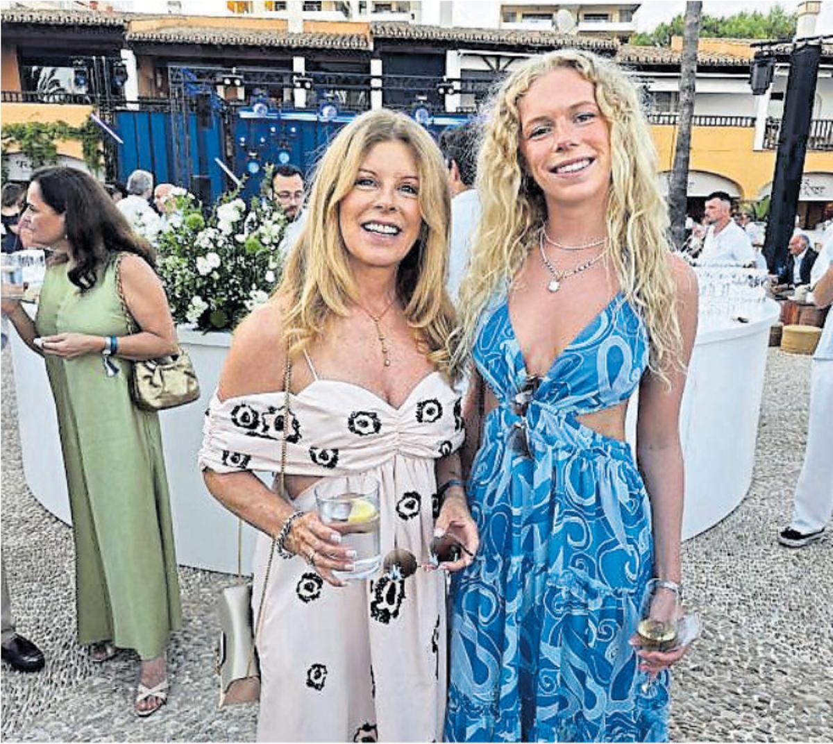 Helen y Eva Cummins