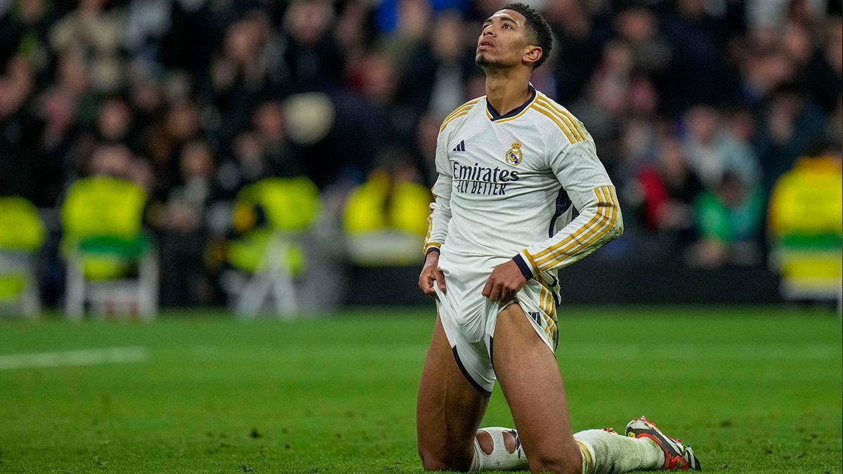 Bellingham se lamenta en el encuentro ante el Almería