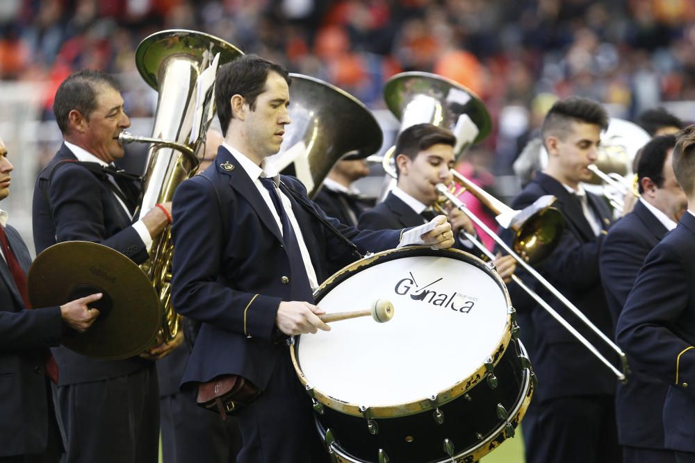 Bandas de Música en Mestalla: La A.M. Montaverner interpresta 'El Kabila'