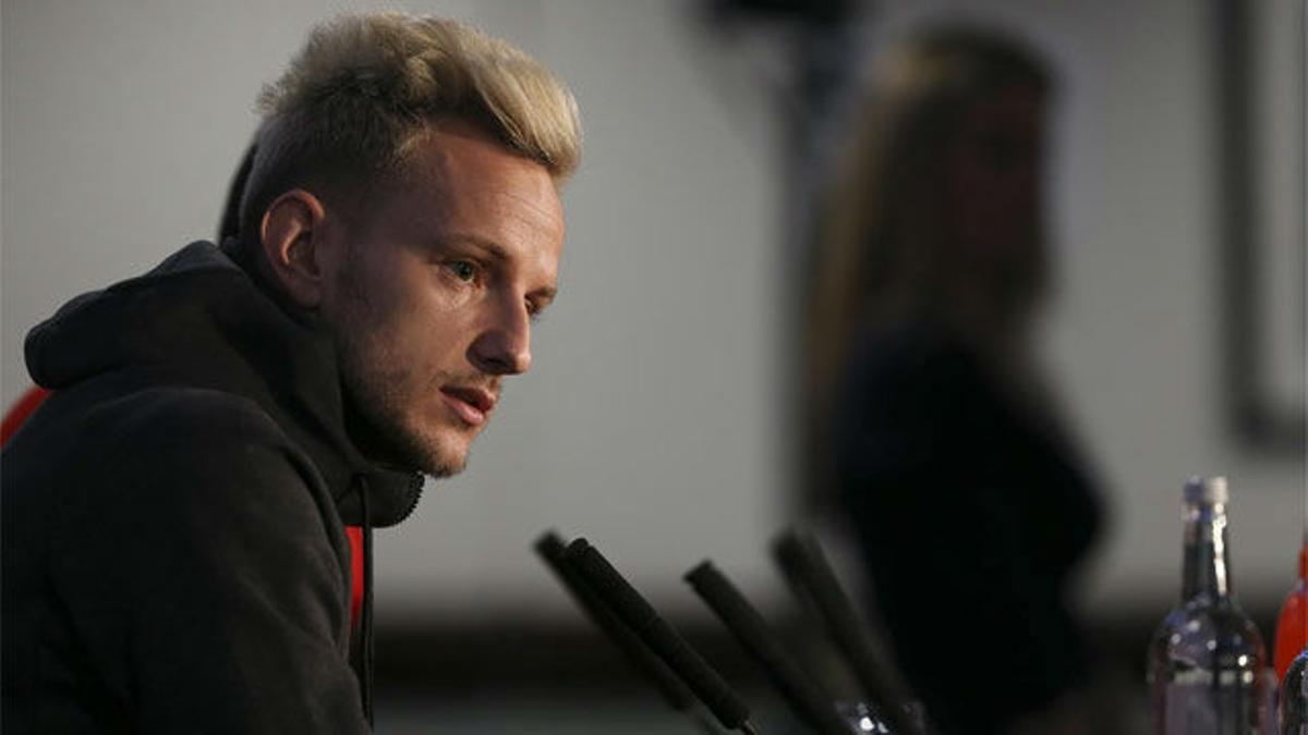 Rakitic: Me da mucho miedo que Iniesta se vaya