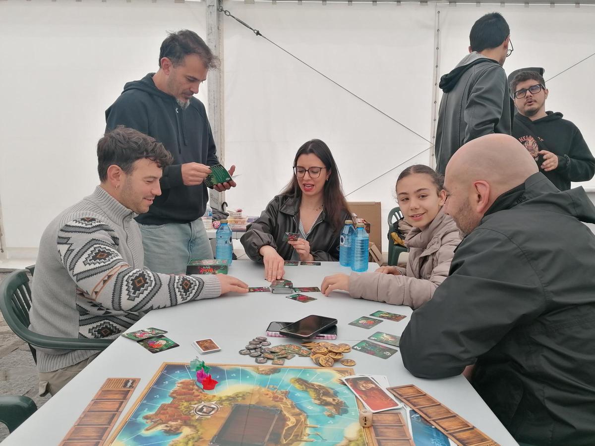 GALERÍA | Toro clausura la Feria del Libro