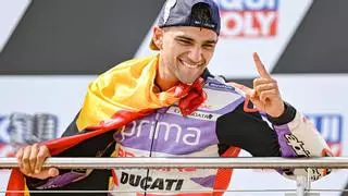 ¿Qué pilotos españoles participan en el Mundial de MotoGP 2024?