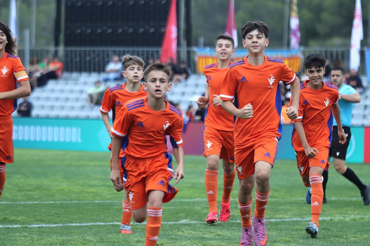 La selección valenciana sub 12 vence y convence en su debut