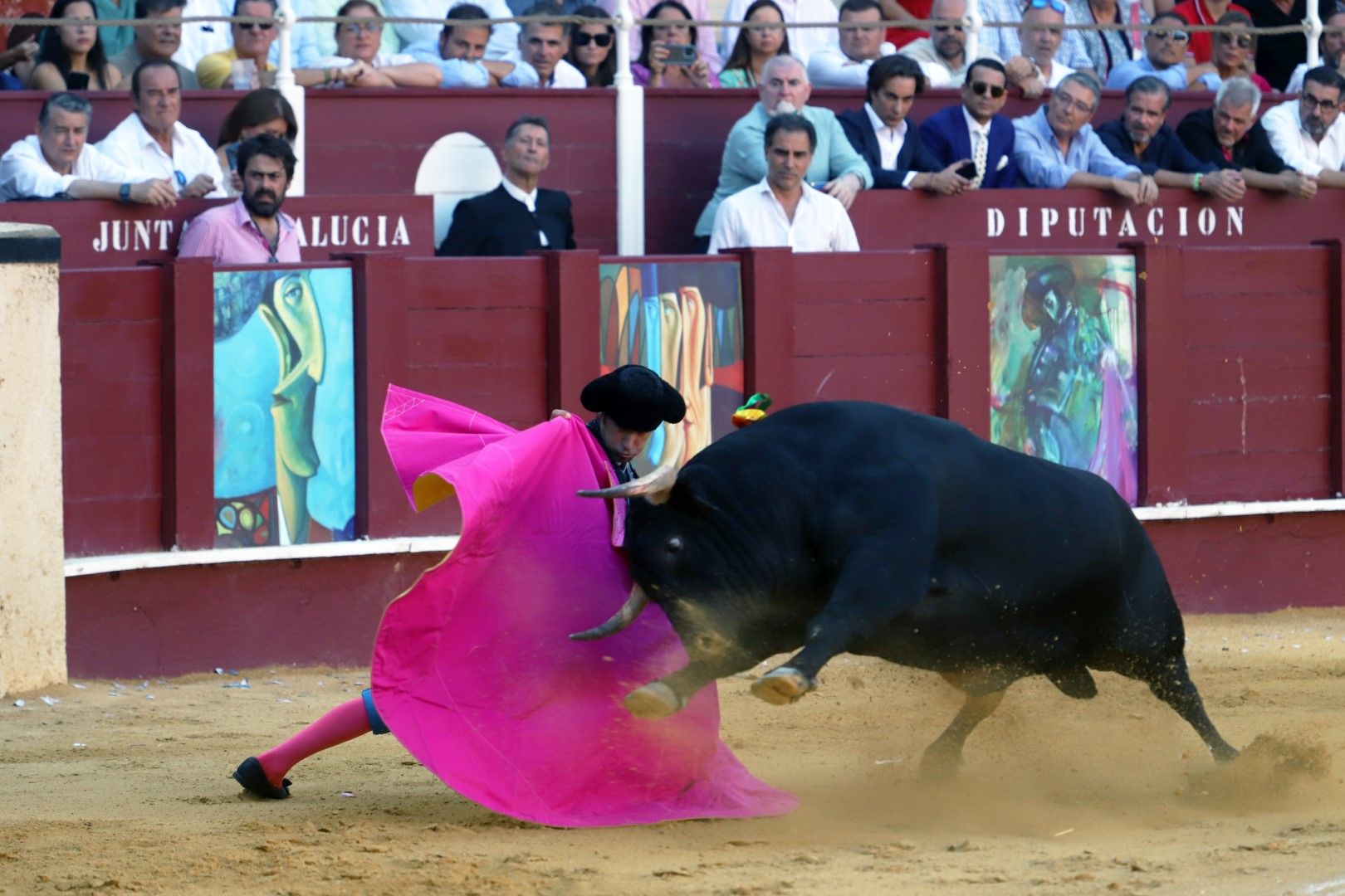 Roca Rey desata la locura en la "Picassiana" de Málaga