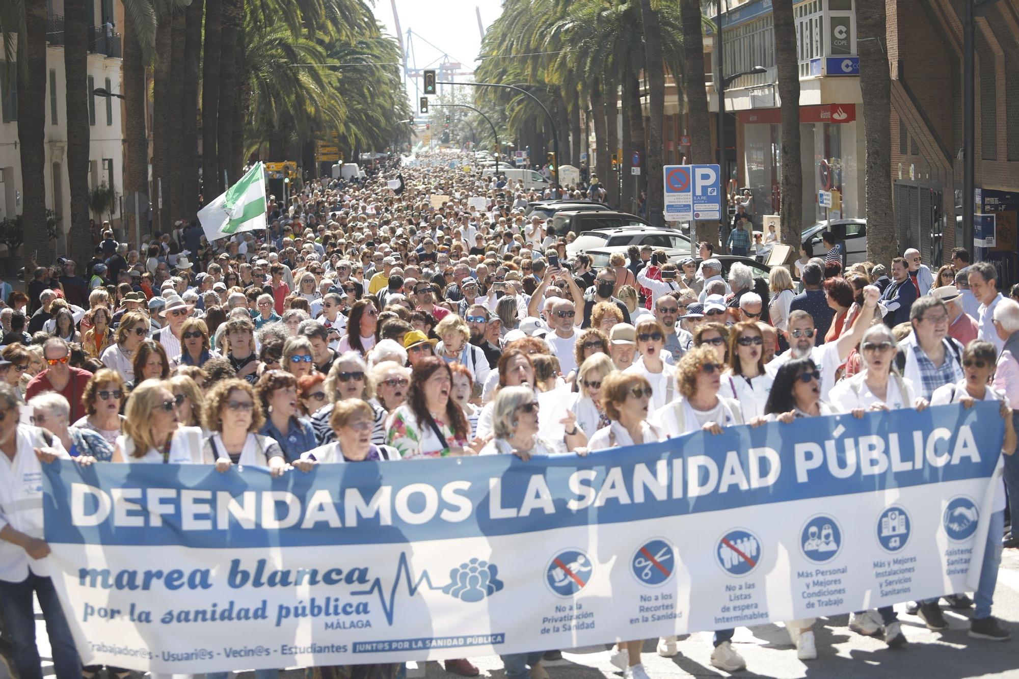 La manifestación en defensa de la Sanidad pública reúne a más de 7.000 personas en Málaga