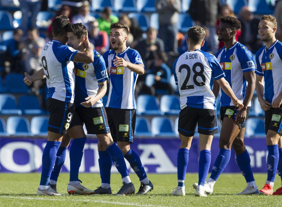 El Hércules desperdicia la ocasión y no pasa del empate ante el AE Prat.