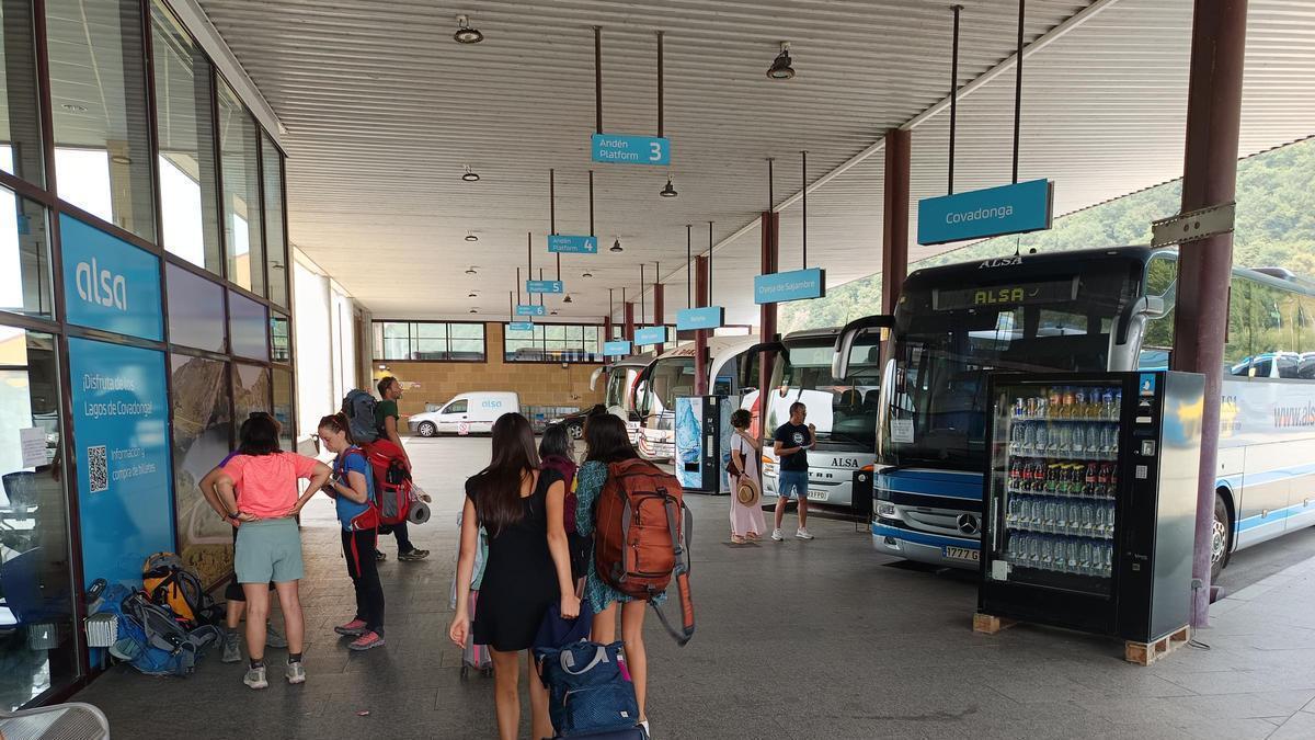 Una imagen de archivo de la parada de autobuses.