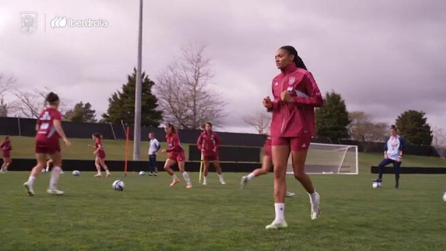 Salma durante un entrenamiento de la selección antes del Mundial