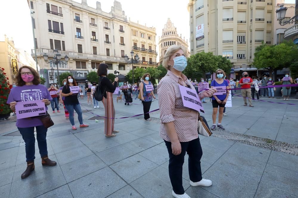 Concentración en Las Tendillas contra la sentencia de "La Manada"