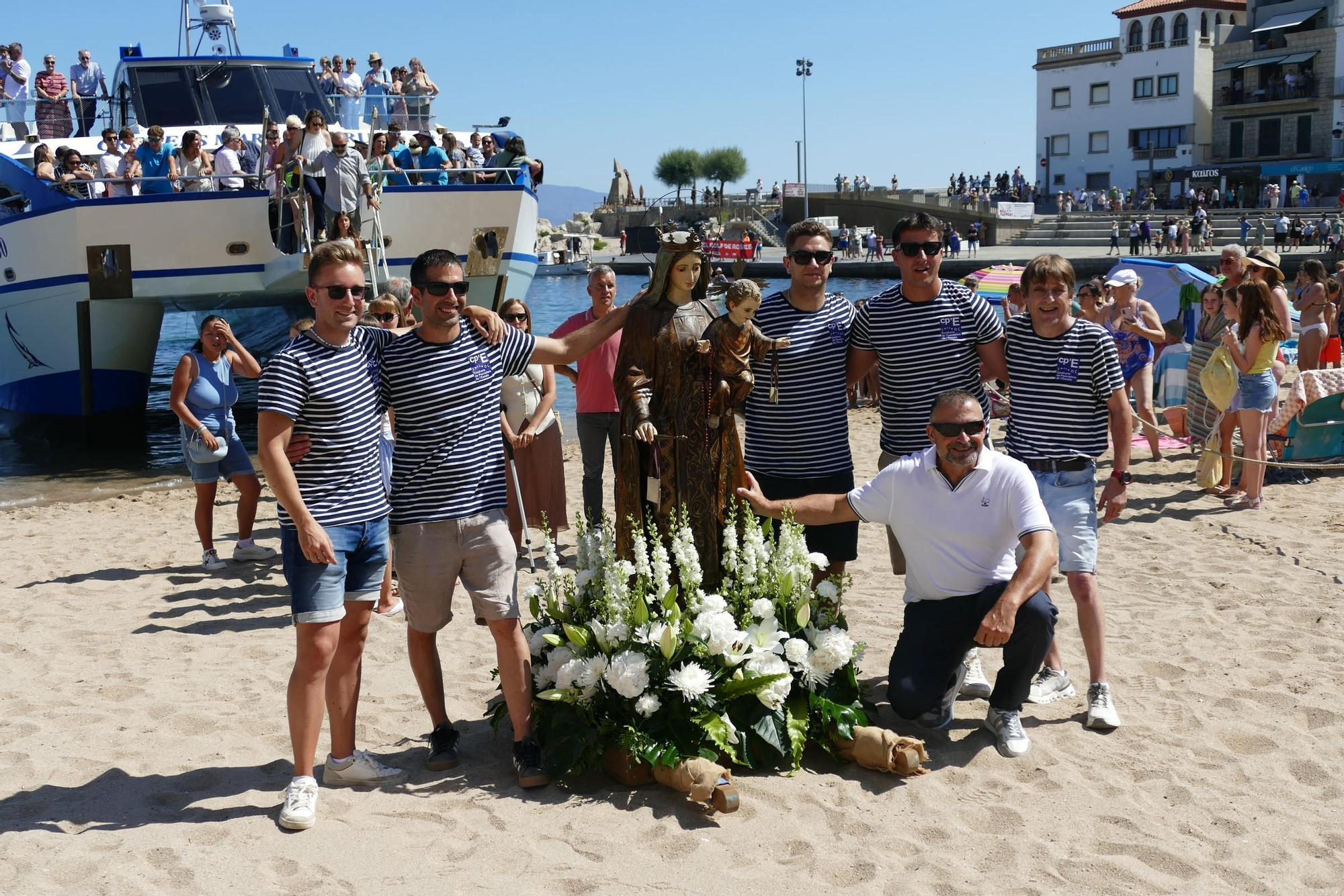 L'Escala commemora la Festa del Carme amb un sentit homenatge a les persones grans i a les seves arrels marineres