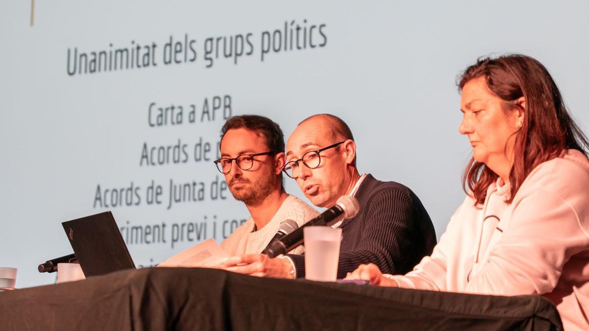 El presidente se dirige al Consell d'Entitats.