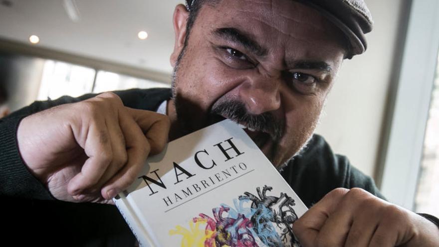 Nach: «En el rap te desnudas, en la poesía te quitas la piel»