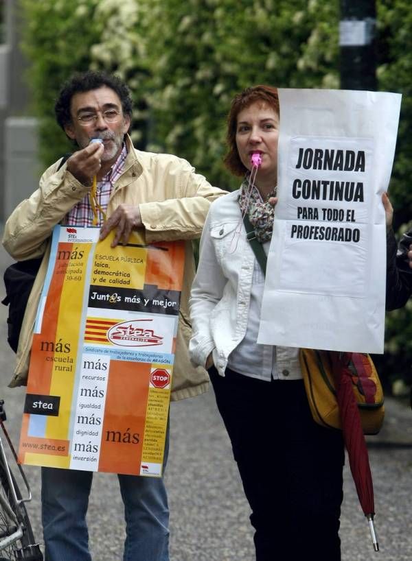 Protesta del Personal Docente no Universitario frente al Servicio Provincial