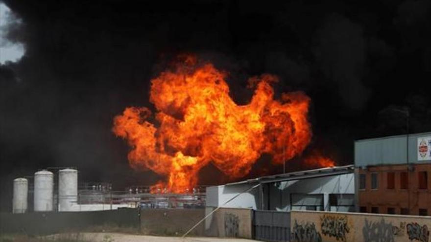 Así fue la brutal explosión que dejó 35 heridos en una planta de Arganda del Rey