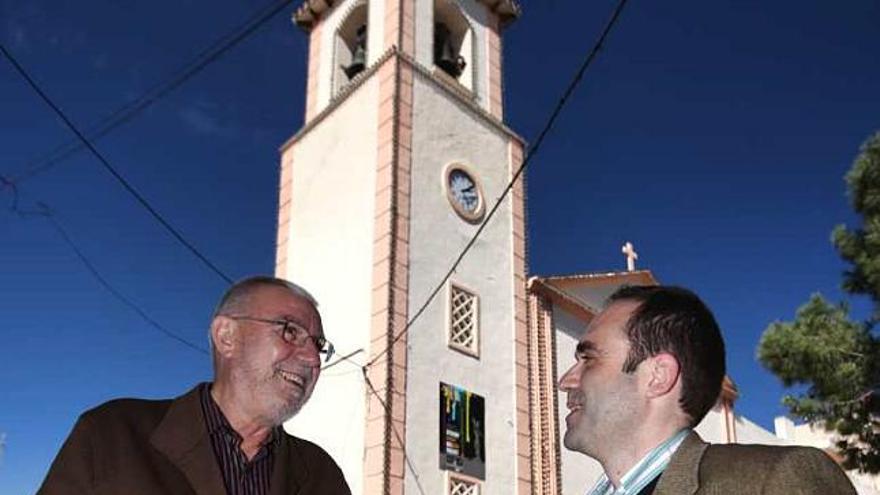 El candidato alfasino, Pepe Gascó (izquierda) con el portavoz municipal