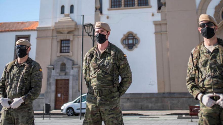 El Regimiento de Infantería Tenerife 49, días atrás en Candelaria.