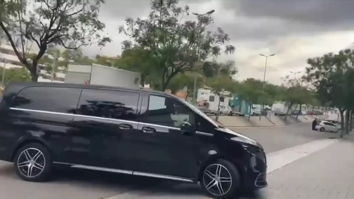 Los primeros días de Rashford en Barcelona: adaptación al 'método Flick', charlas técnicas y seguridad 24 horas