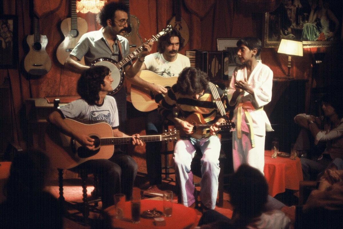 'Chocolate', a la derecha, durante una de sus actuaciones en Palma