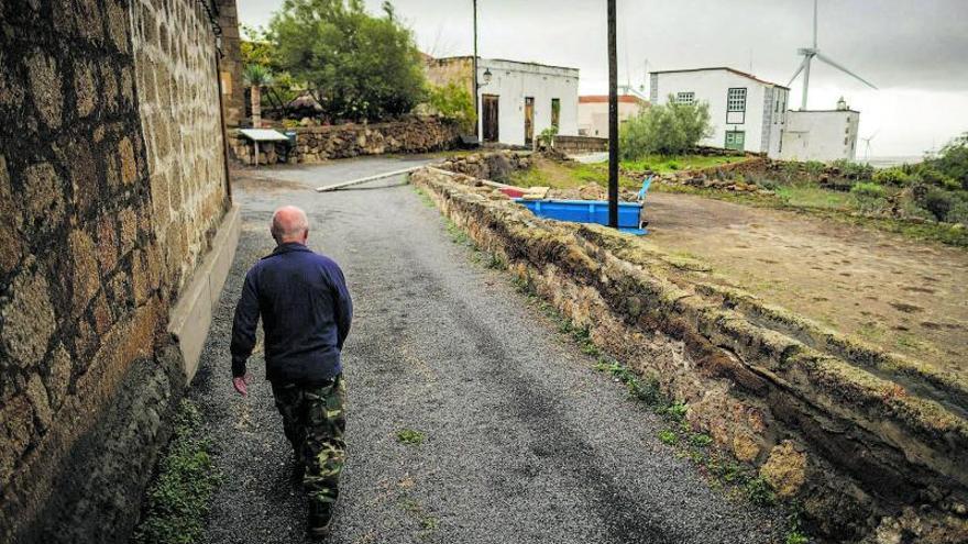 Tenerife solitaria  y arrinconada  