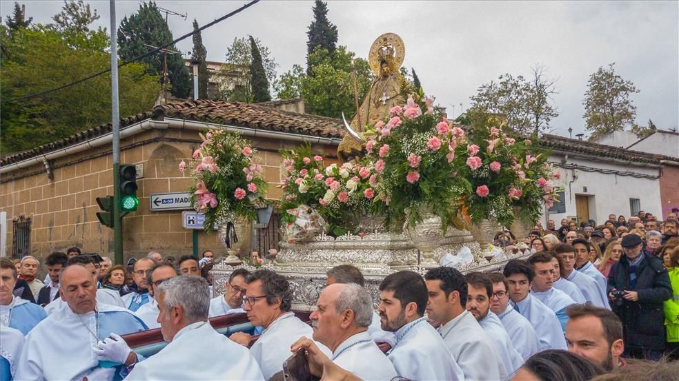 La procesión de Bajada de la Virgen de la Montaña, patrona de Cáceres