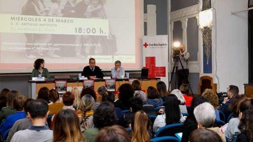 Un momento de las jornadas de presentación del nuevo proyecto de Cruz Roja para mujeres vulnerables.