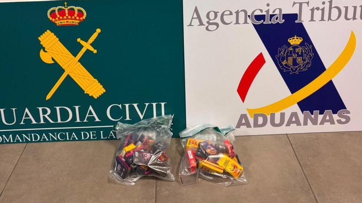 Detenido en el aeropuerto de Gran Canaria con más de tres kilos de hachís en el equipaje