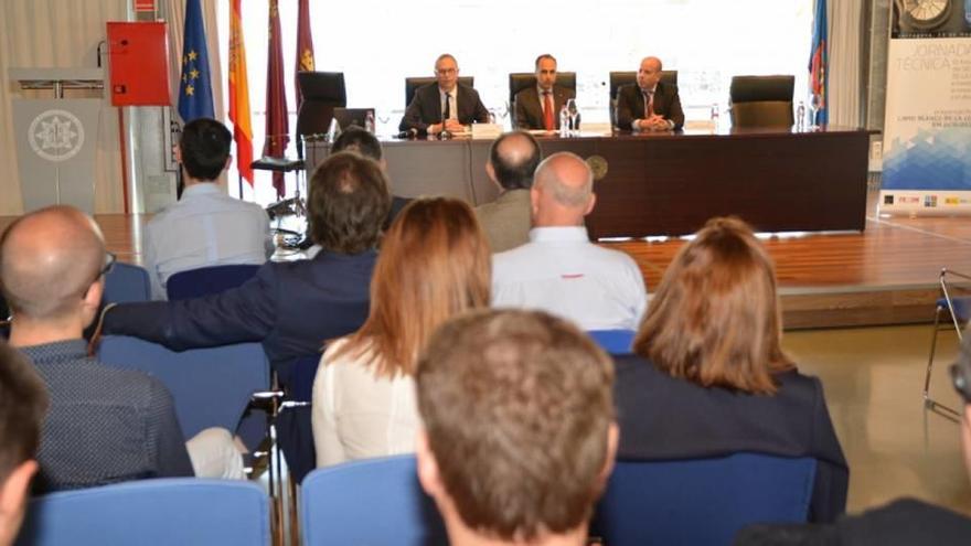 La presentación del libro blanco de la construcción se llevó a cabo en el antiguo CIM.