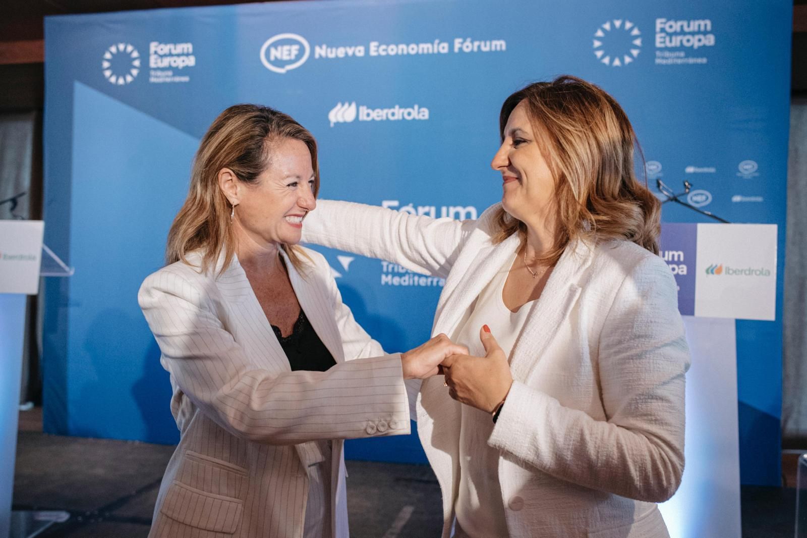 La puesta en escena de la intervención de Begoña Carrasco en el Fórum Europa