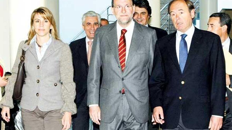 De Cospedal, Rajoy y García Escudero, ayer en el Senado.