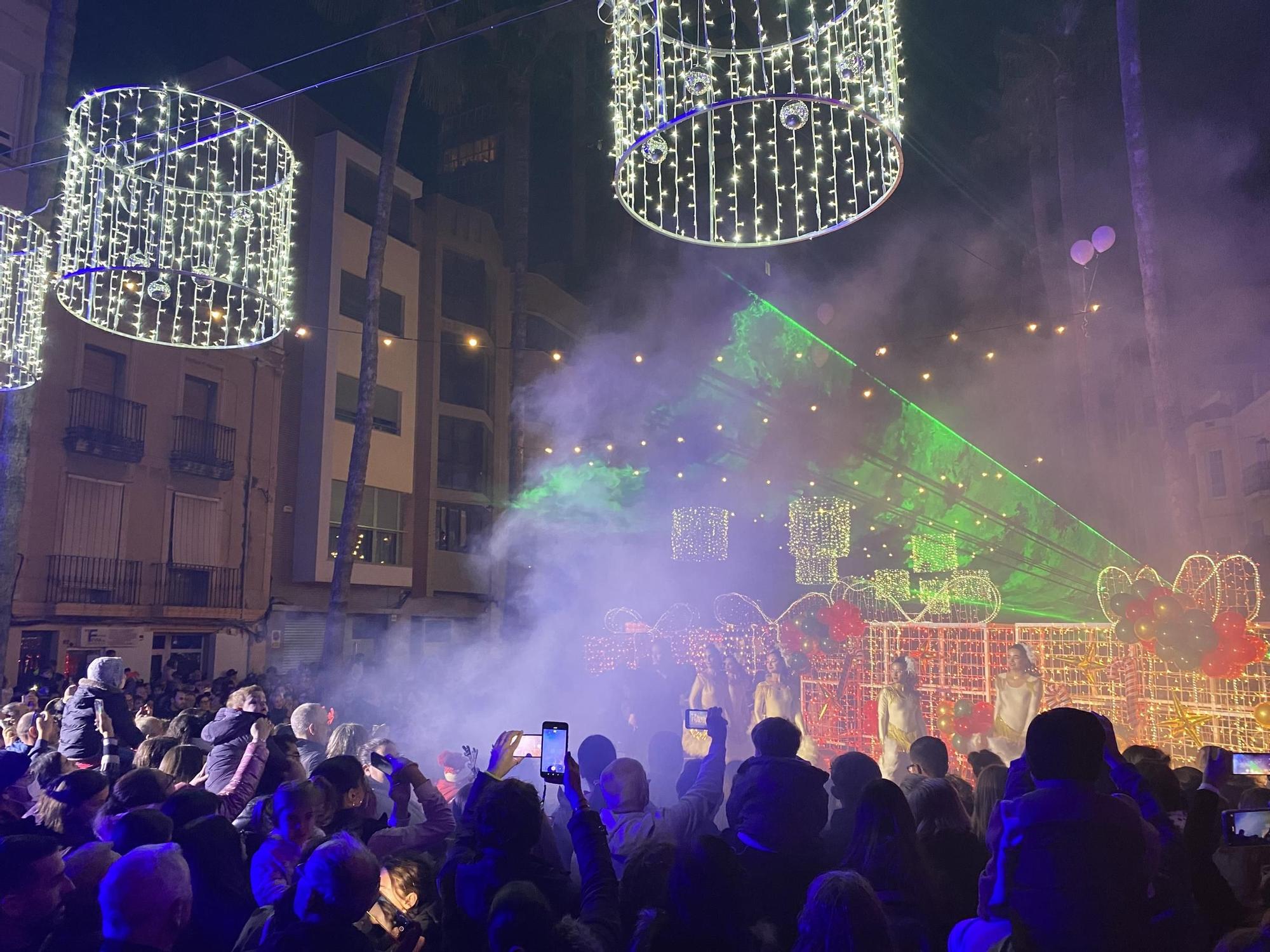 Las fotos del encendido de las luces de Navidad en Benicarló